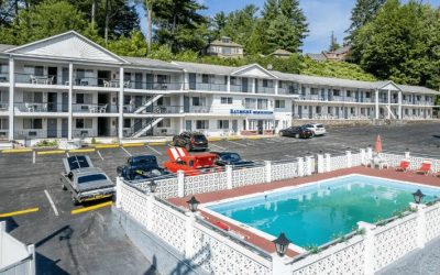 Lake George hotel listed for $2.5 million