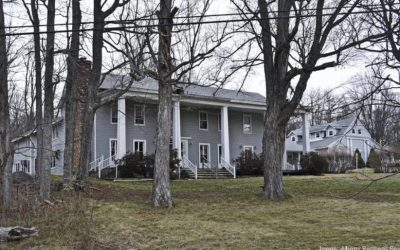 Former Colonial Manor resort hits the market for just under $3 million